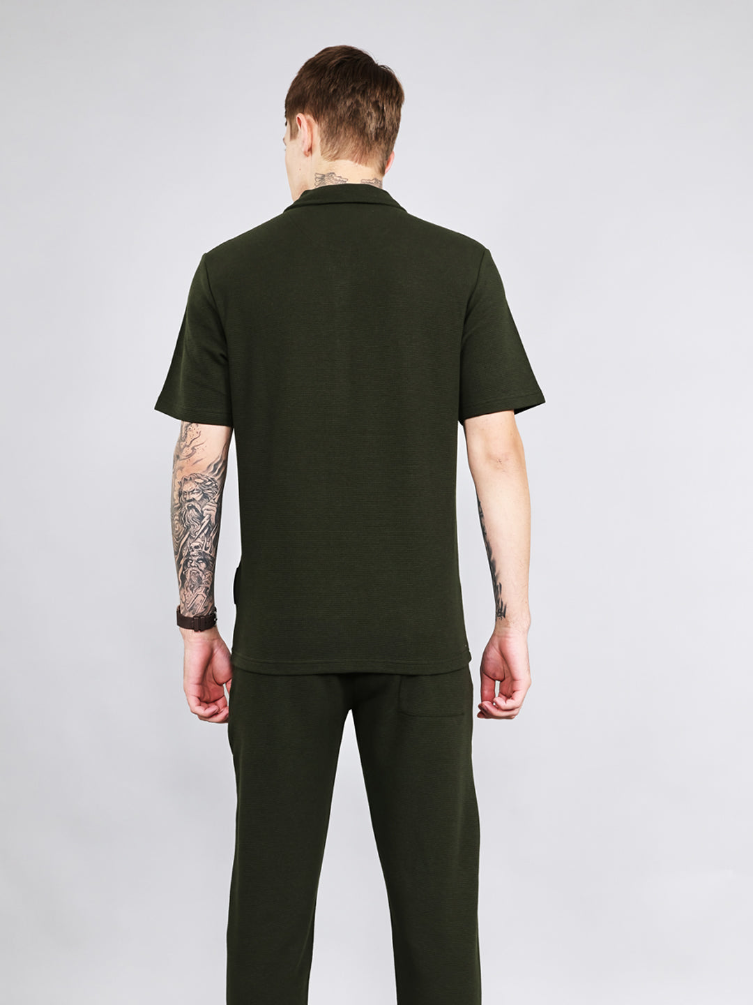 Rock.it Men Olive Solid Collar Half Sleeve Cords Set