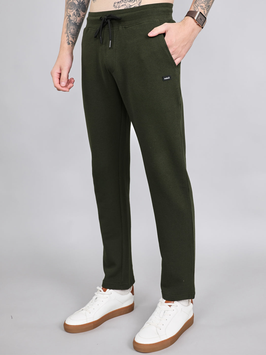 Rock.it Men Olive Solid Collar Half Sleeve Cords Set
