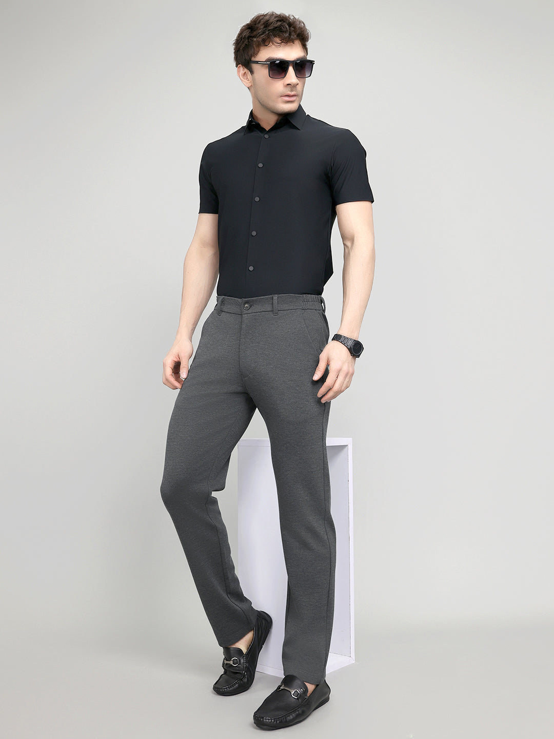 Rock.it Men Charcoal Solid Slim Fit Chinos