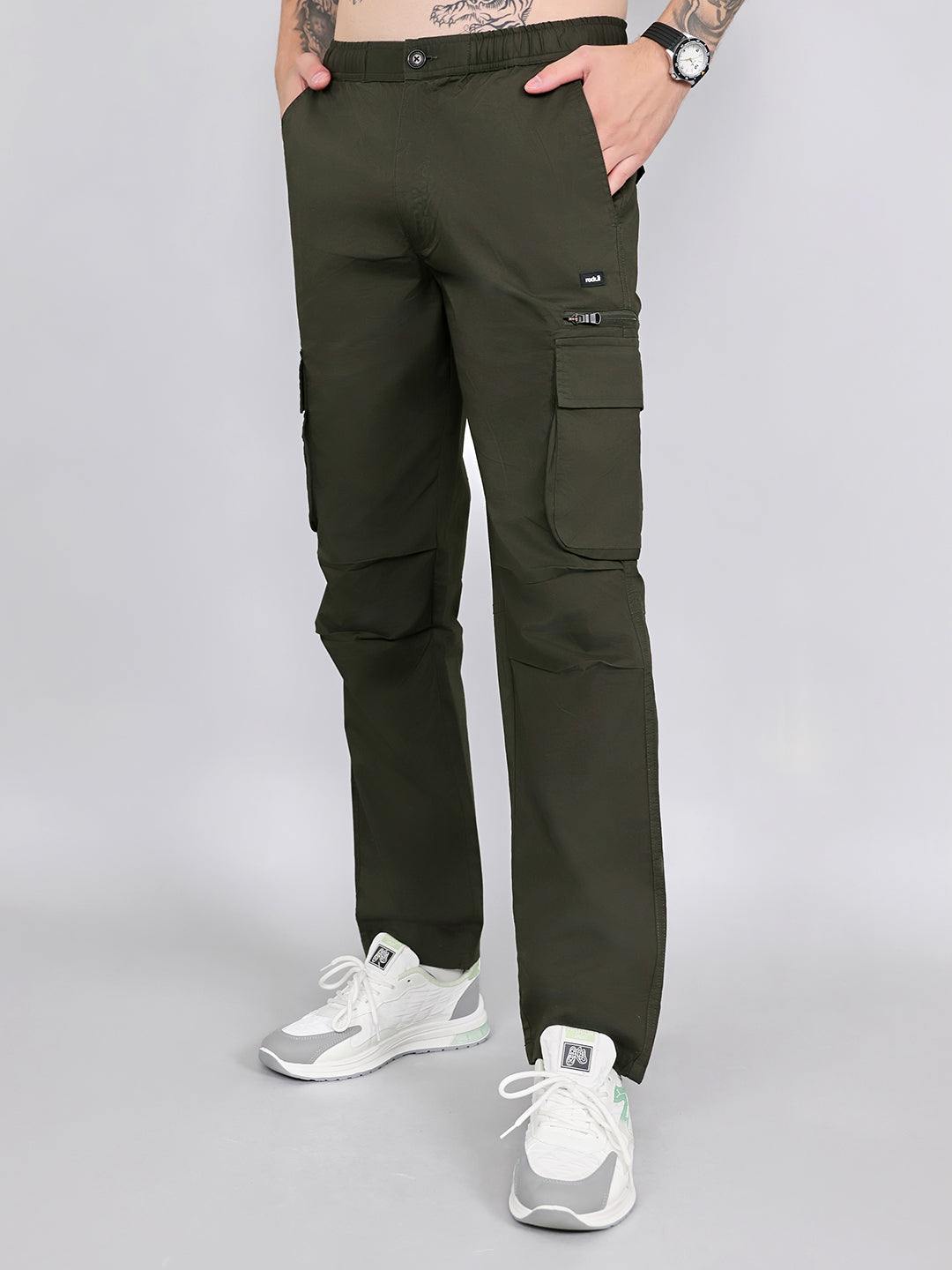 Rock.it Men Olive Solid Regular Fit Cargo