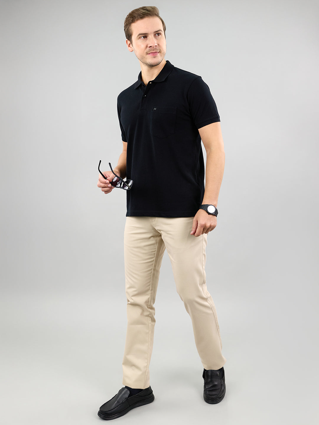 Men Black Solid Polo Collar Half Sleeve T-Shirt