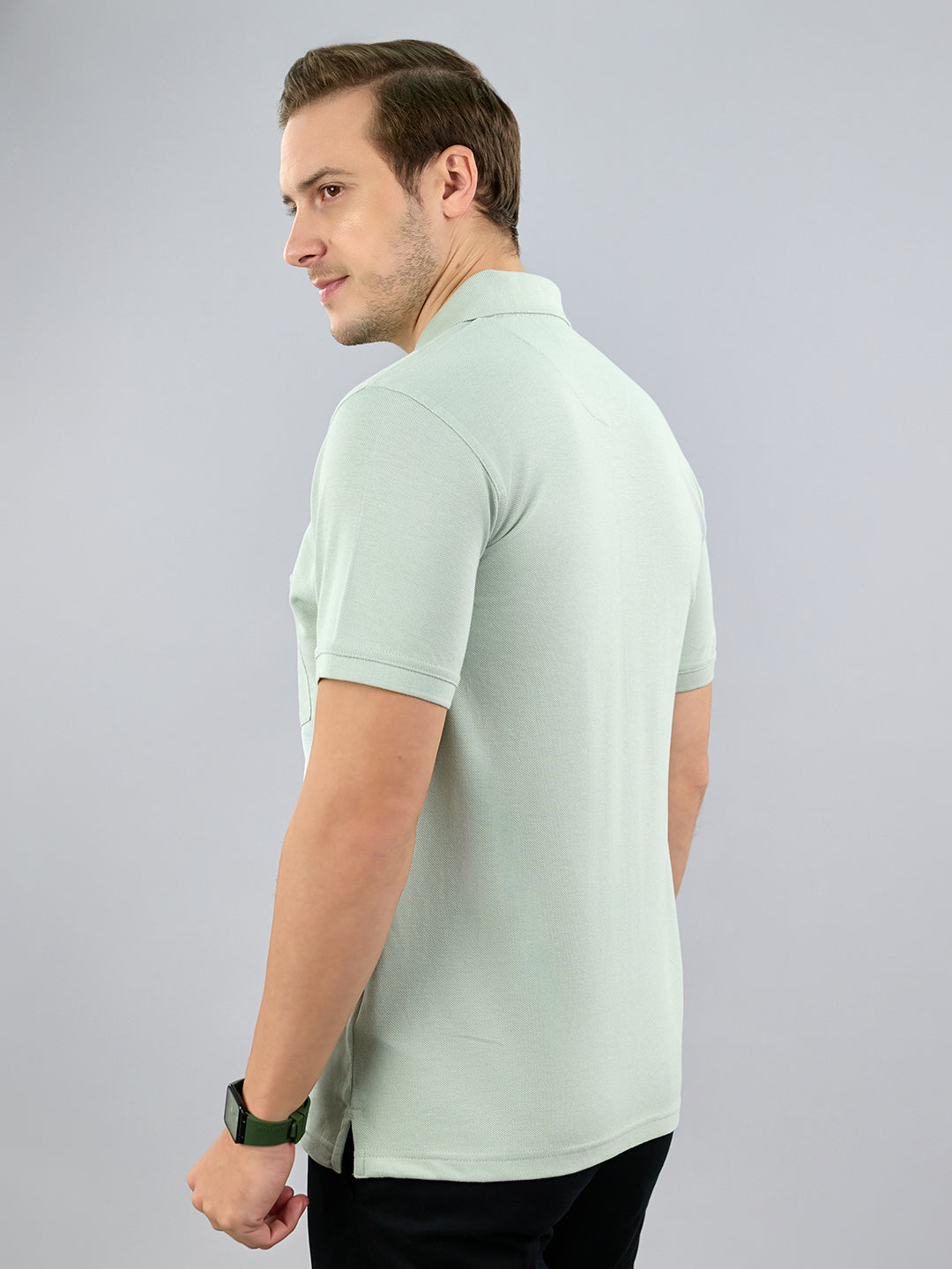 Men Green Solid Polo Collar Half Sleeve T-Shirt