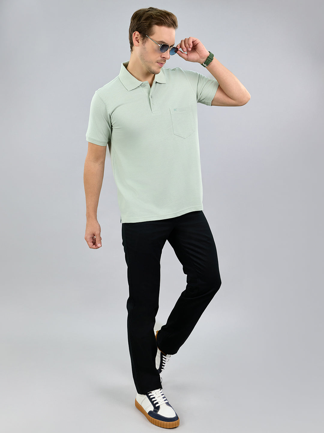 Men Green Solid Polo Collar Half Sleeve T-Shirt