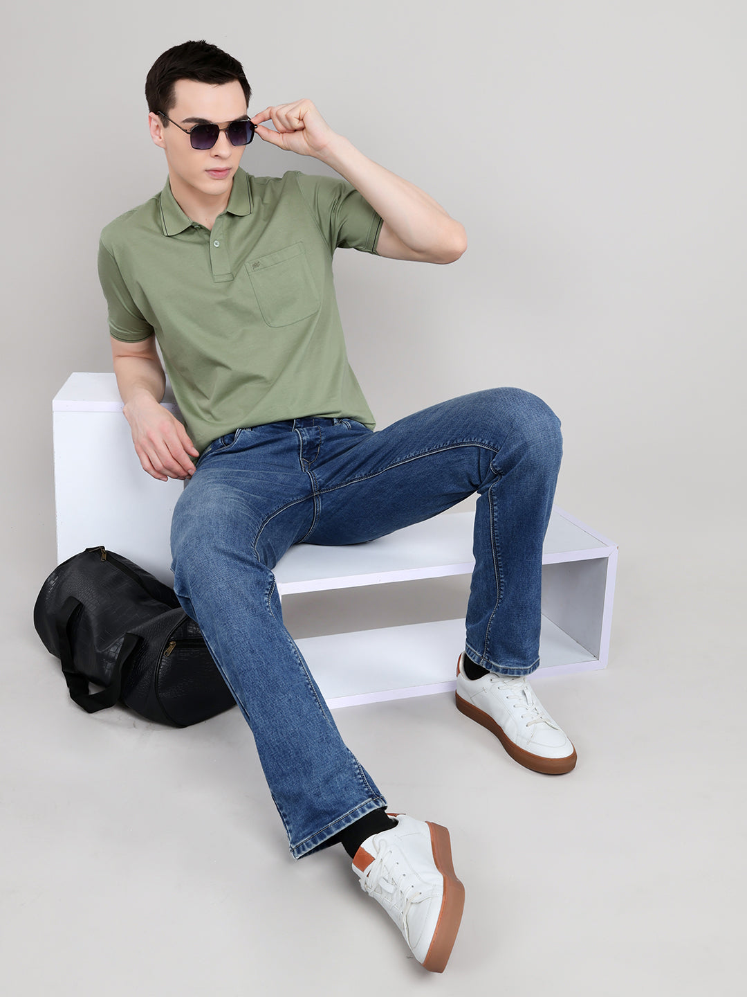 Men Sea Green Solid Collar Half Sleeve T-Shirt