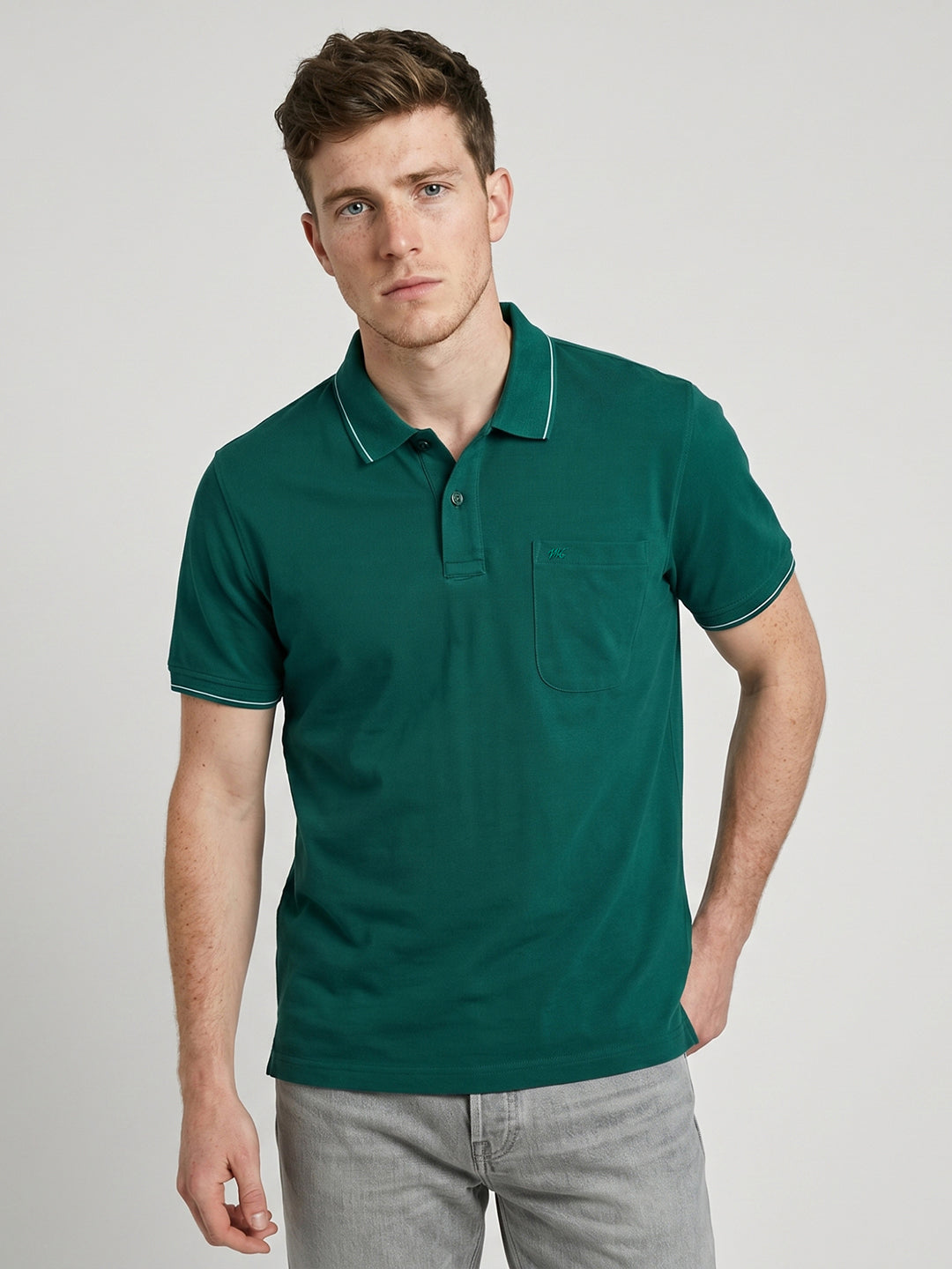 Men Green Solid Polo Collar Half Sleeve T-Shirt