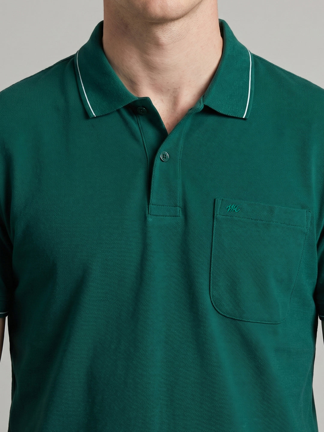Men Green Solid Polo Collar Half Sleeve T-Shirt