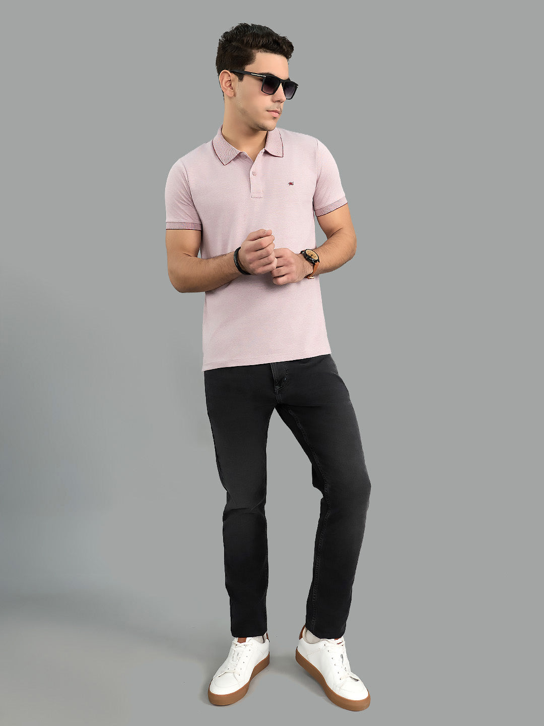 Men Maroon Solid Collar Half Sleeve T-Shirt