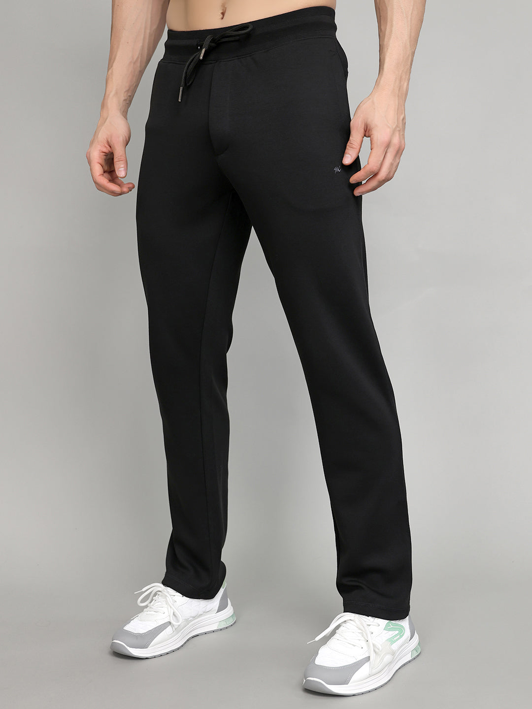 Men Black Solid Regular Fit Lower