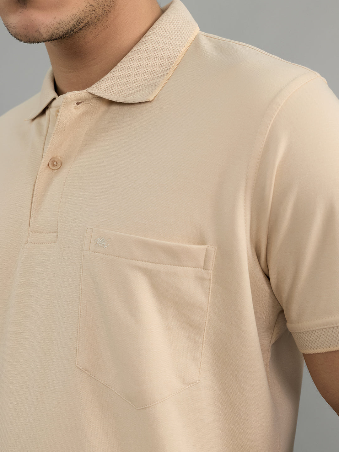 Men Camel Brown Solid Collar Half Sleeve T-Shirt