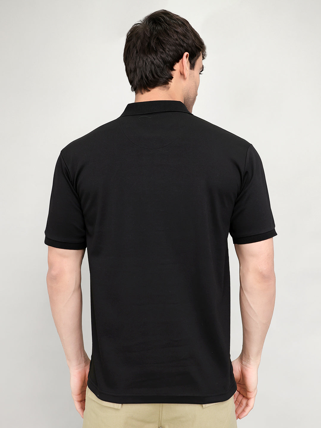 Men Black Solid Collar Half Sleeve T-Shirt