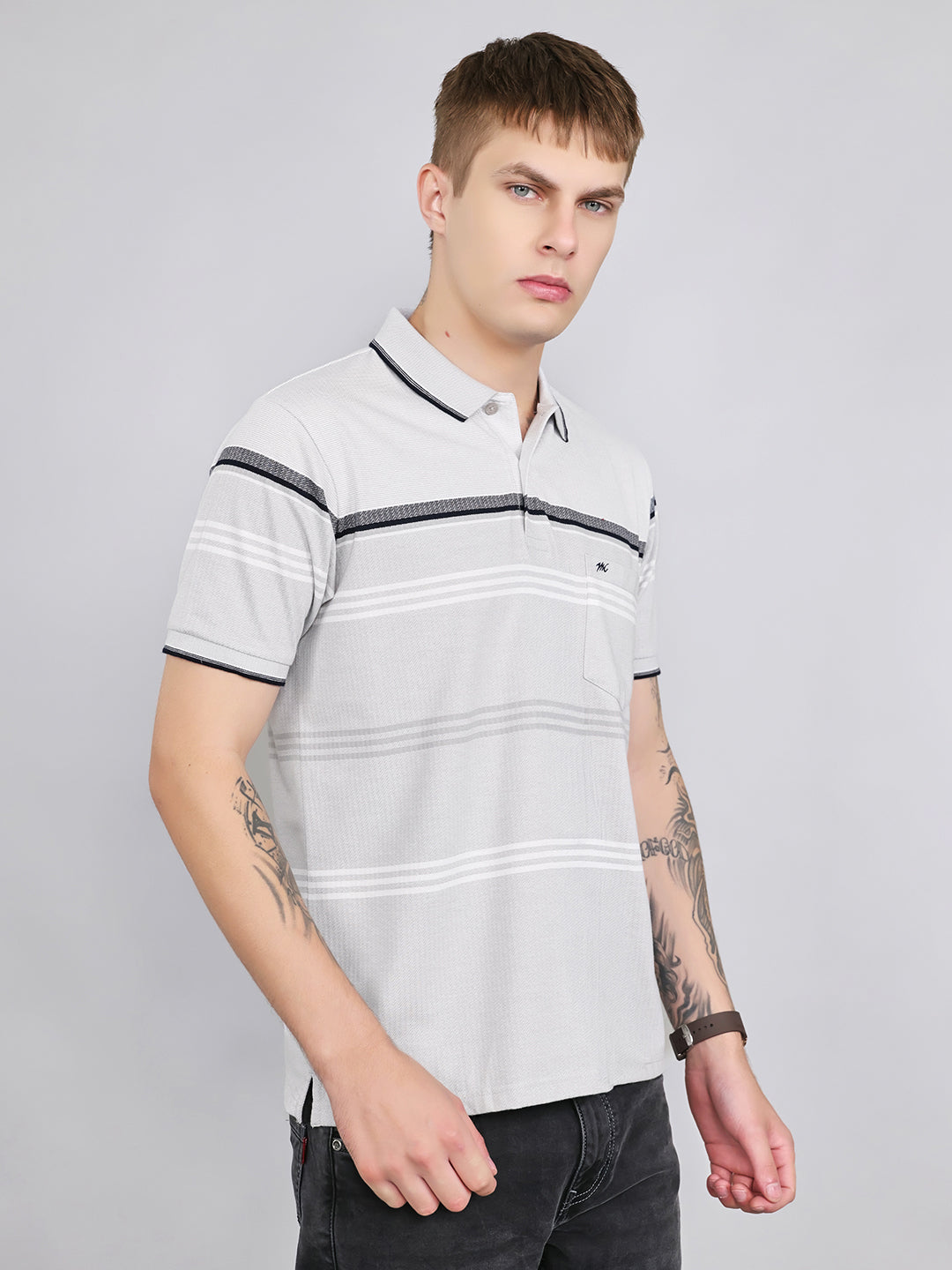 Men White Stripe Collar Half Sleeve T-Shirt