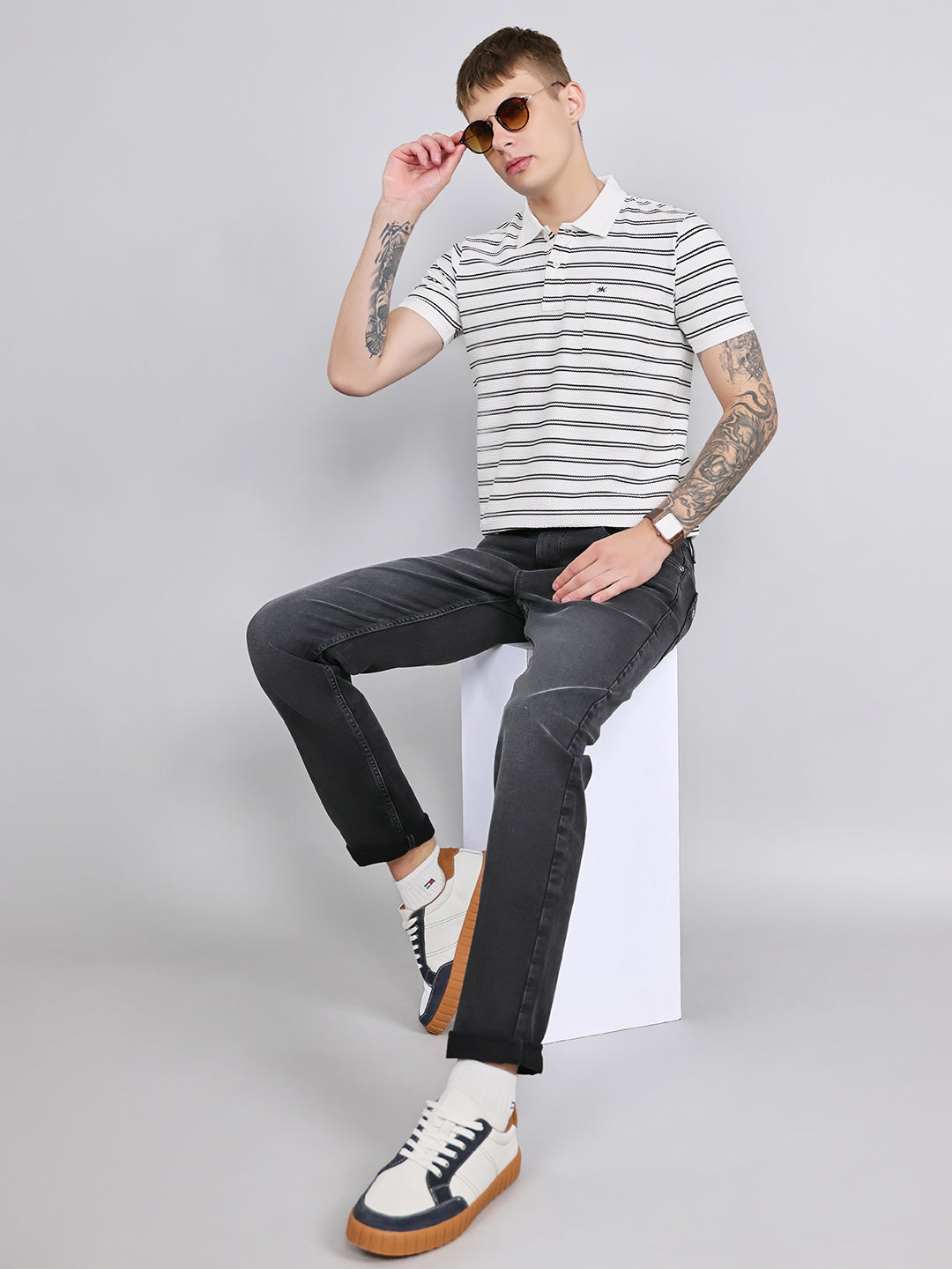Men Grey Stripe Collar Half Sleeve T-Shirt