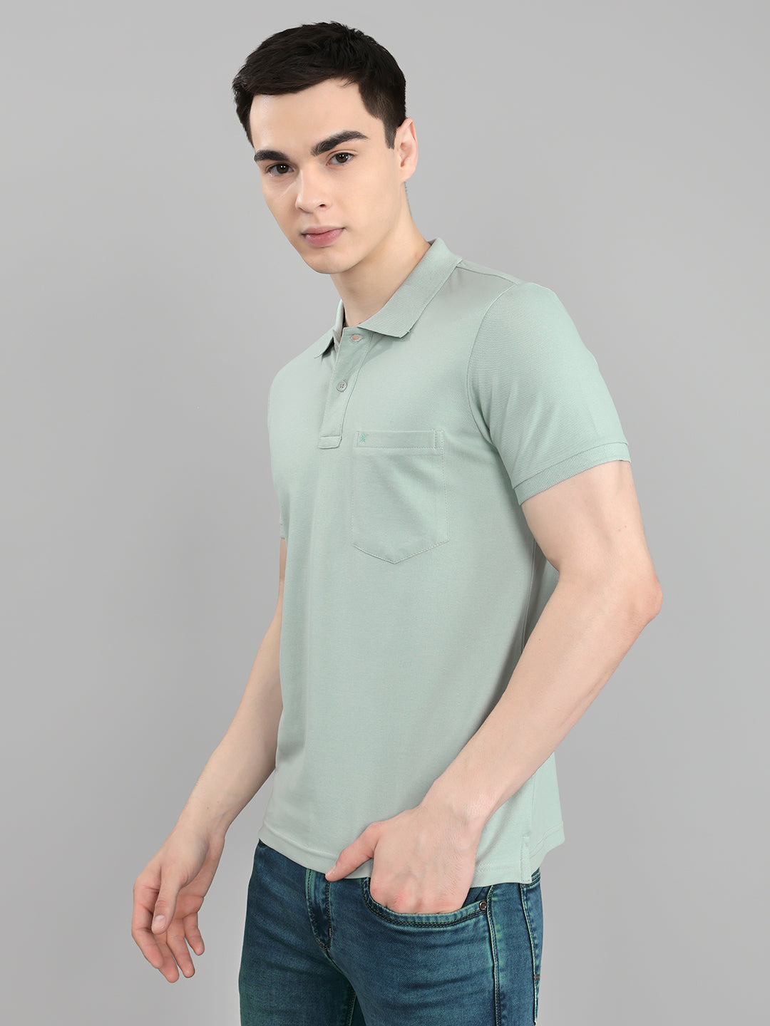 Men Sea Green Solid Collar Half Sleeve T-Shirt