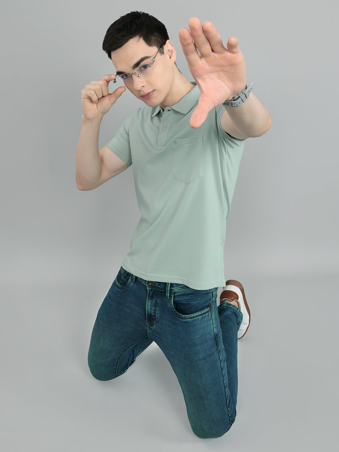Men Sea Green Solid Collar Half Sleeve T-Shirt
