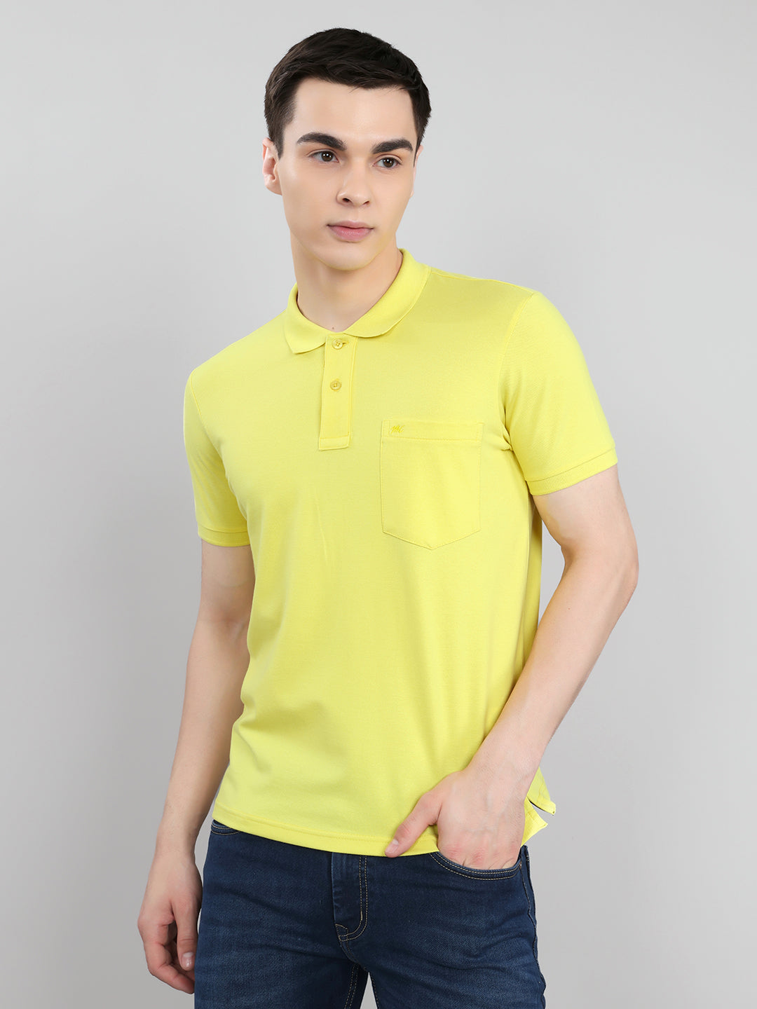 Men Yellow Solid Collar Half Sleeve T-Shirt