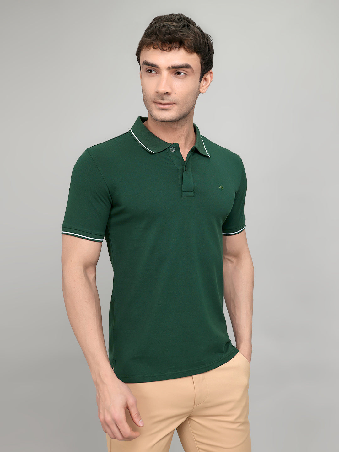 Men Green Solid Collar Half Sleeve T-Shirt