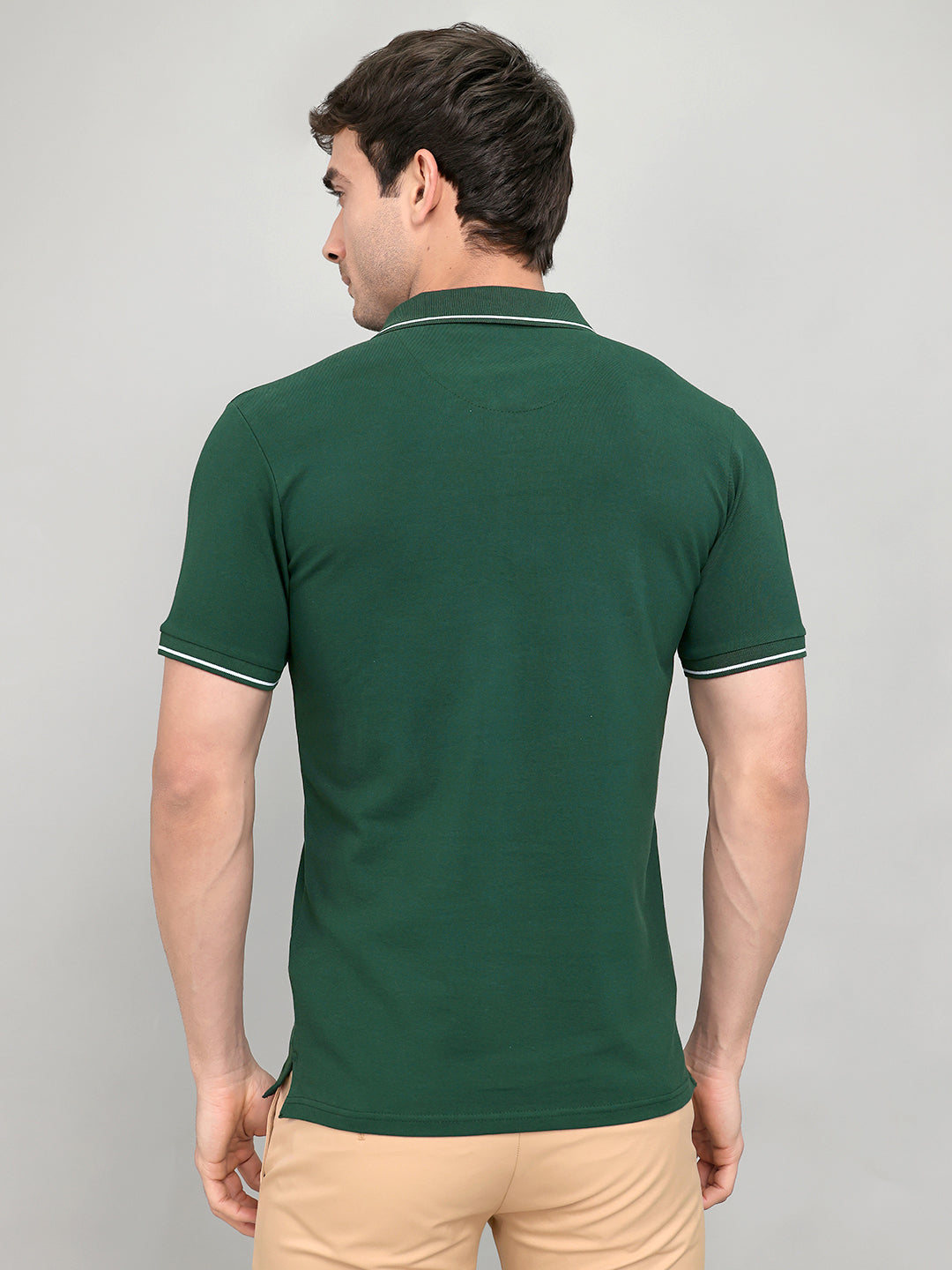 Men Green Solid Collar Half Sleeve T-Shirt