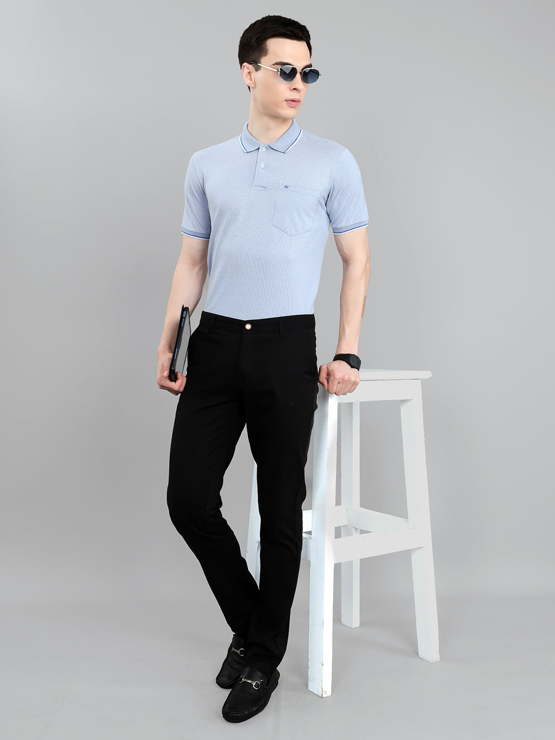 Men Sky Blue Solid Collar Half Sleeve T-Shirt