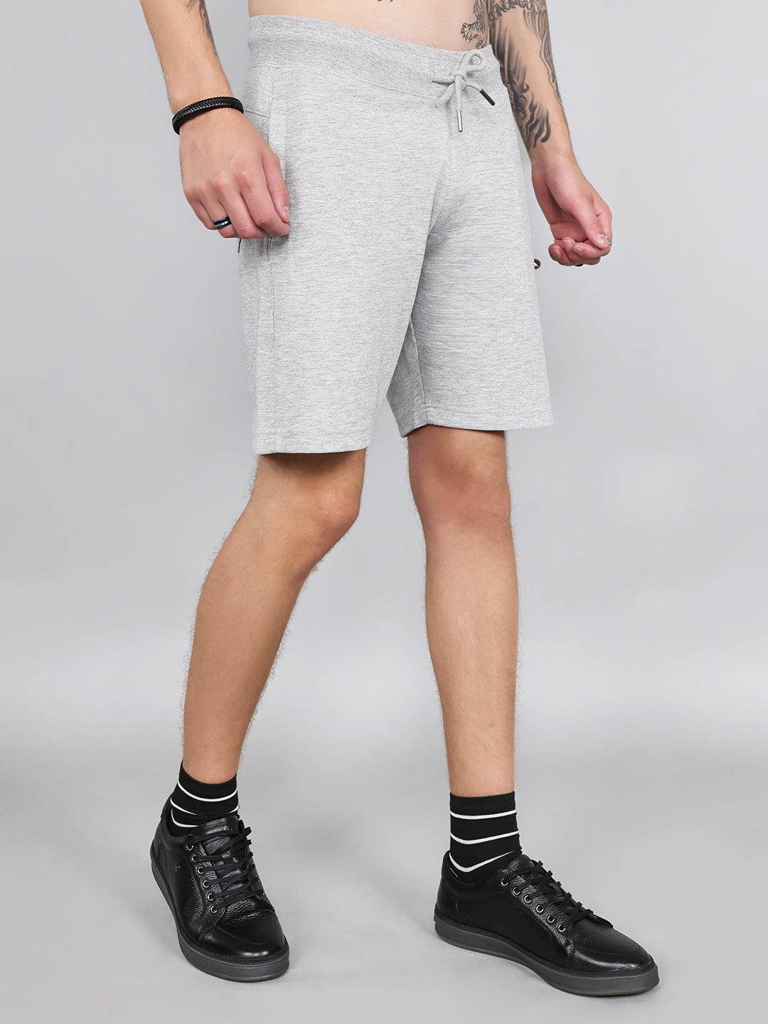 Men Light Grey Plain Regular Fit Bermuda