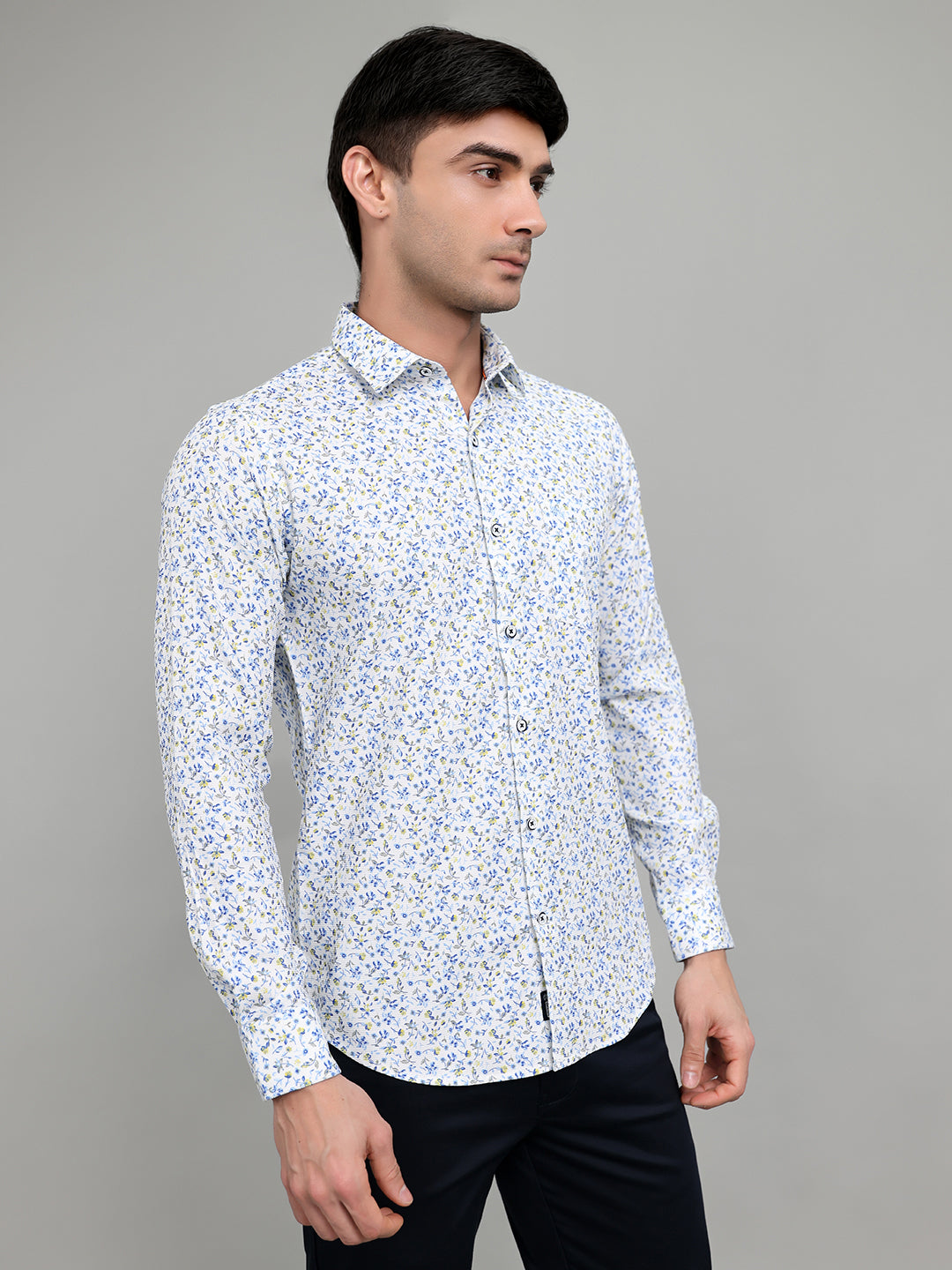 Men White Printed Collar Full Sleeve Shirt