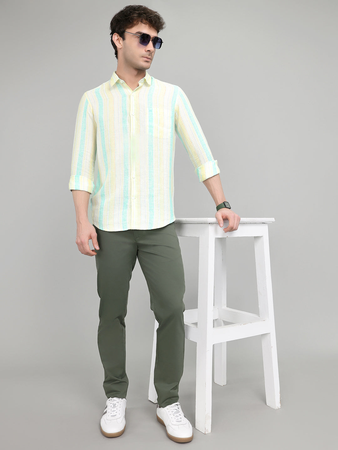 Men Yellow Stripe Collar Full Sleeve Shirt