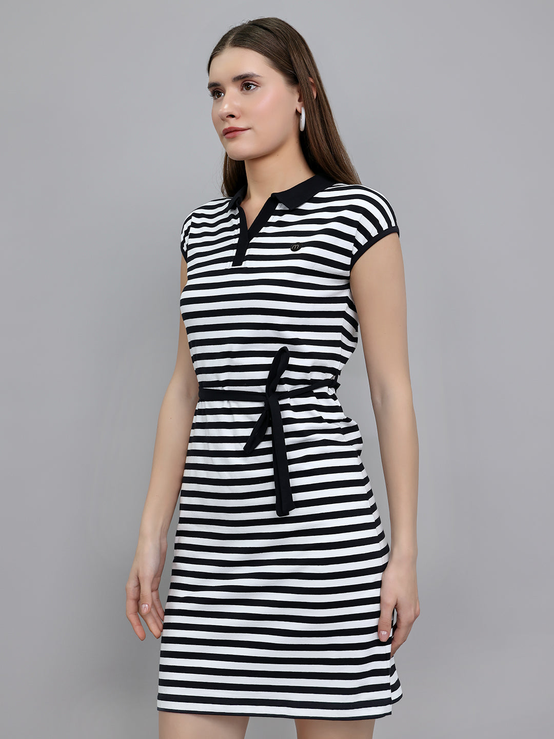 Women Black Stripe Collar Sleeveless Dress