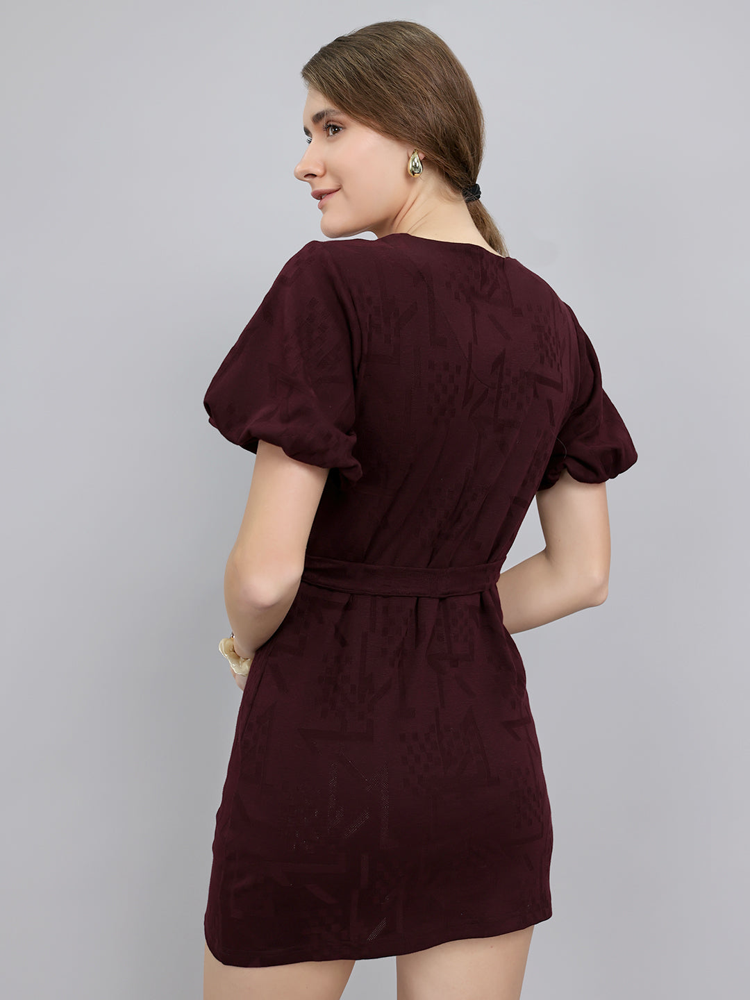 Women Maroon Self Design V Neck Half Sleeve Dress