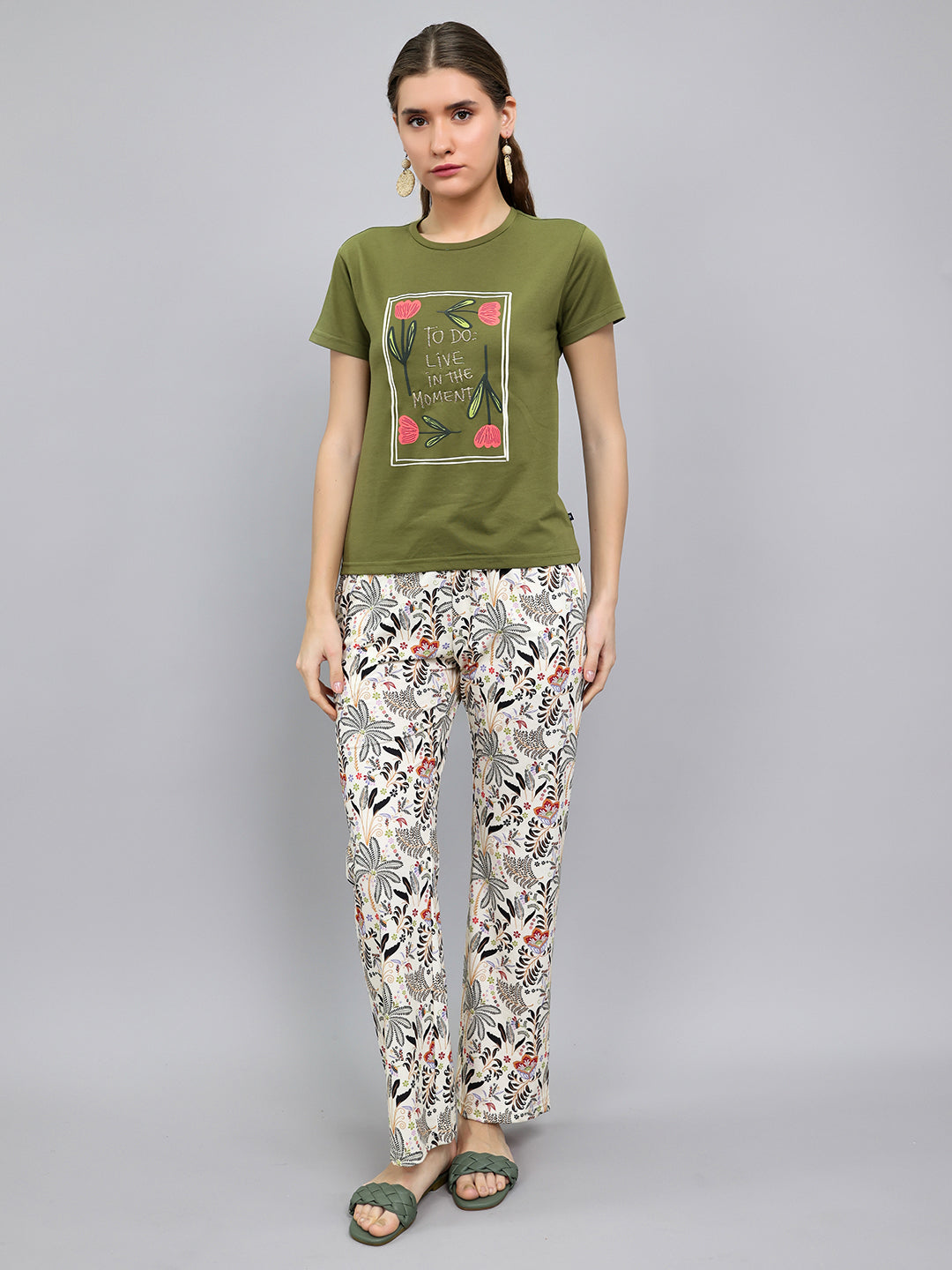 Women Olive Printed Round Neck Half Sleeve Lower Set