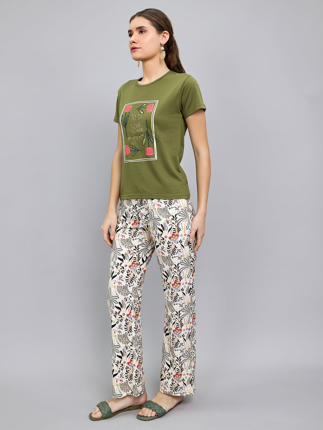 Women Olive Printed Round Neck Half Sleeve Lower Set