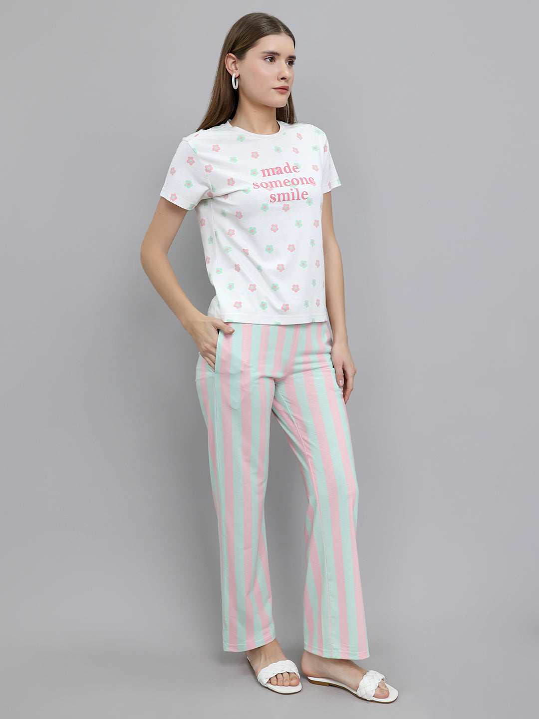 Women Off White Printed Round Neck Half Sleeve Lower Set