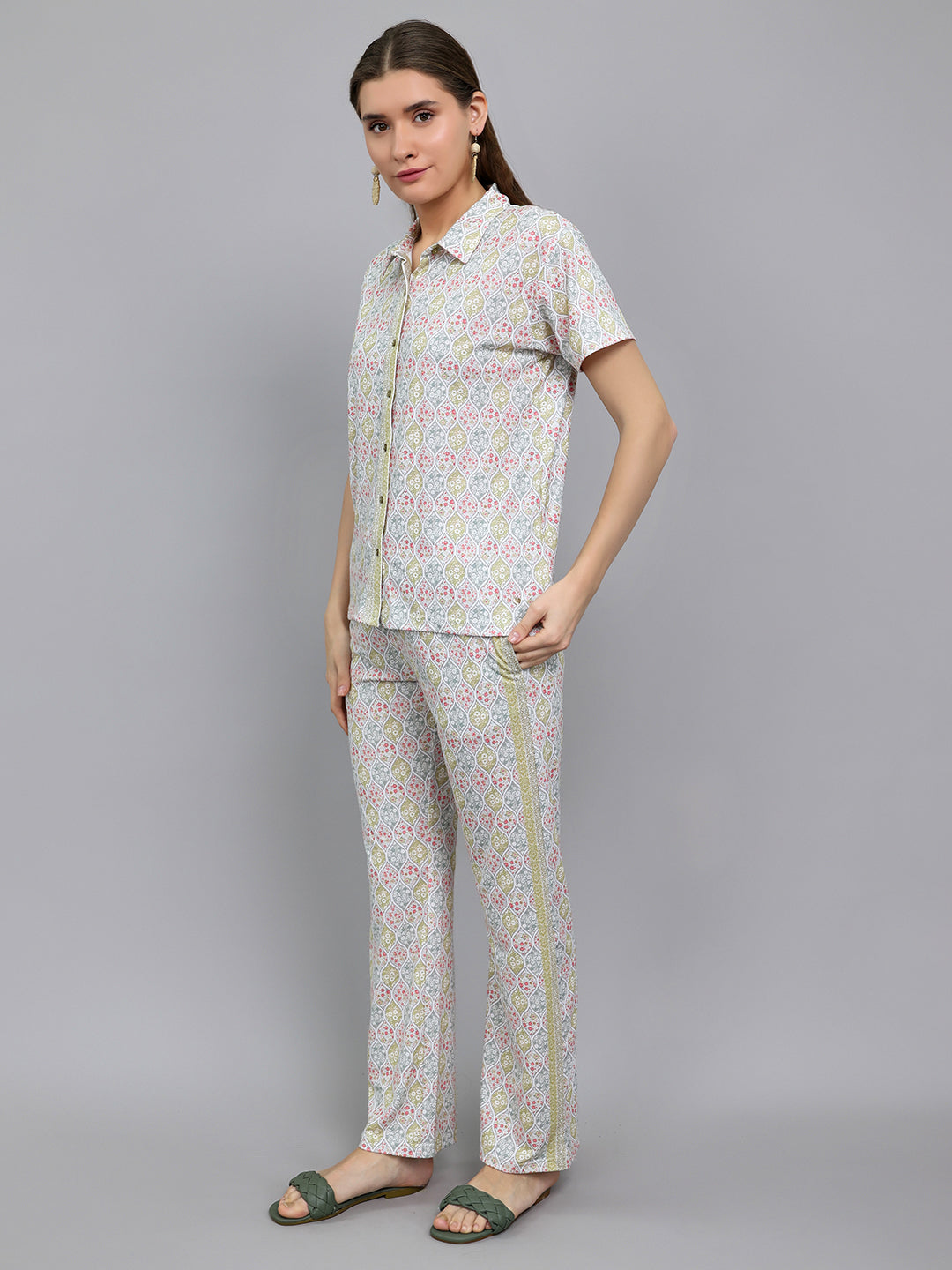 Women Green Printed Collar Half Sleeve Lower Set