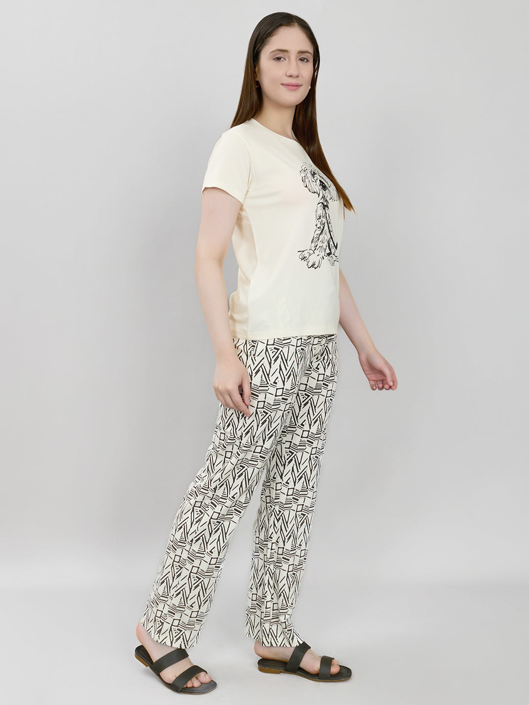 Women Off White Printed Round Neck Half Sleeve Combo 3 Pc Set (Top, Shorts & Lower)