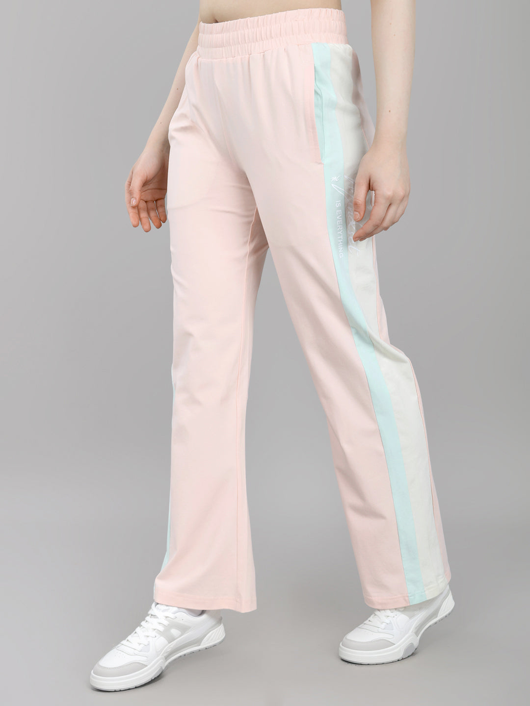 Women Peach Solid Regular Fit Lower
