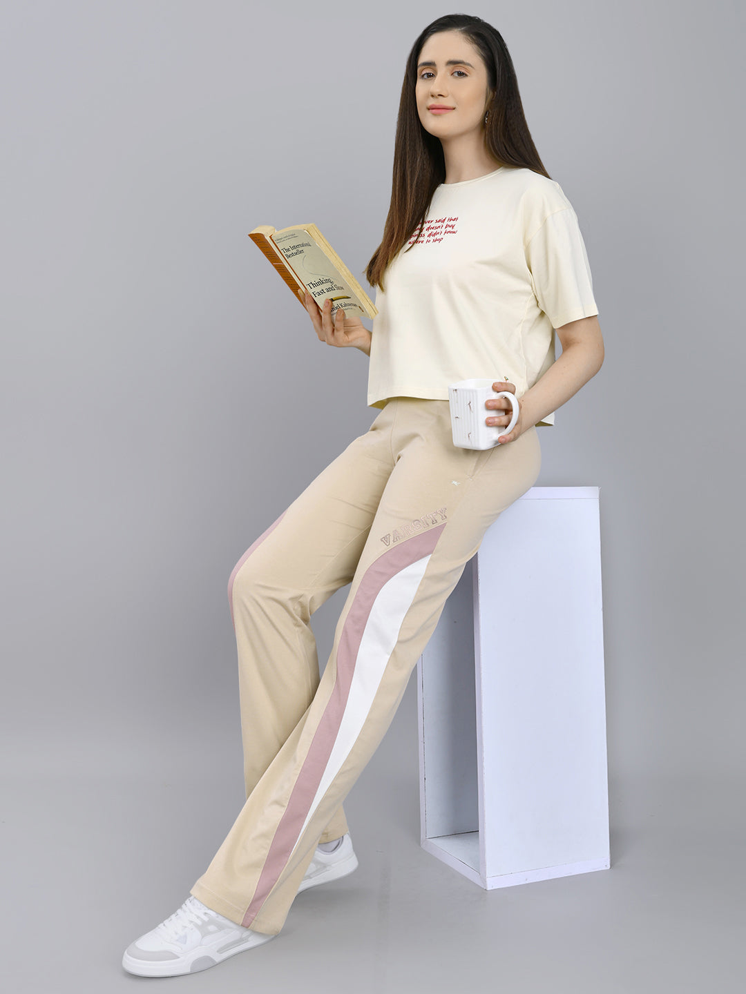 Women Beige Solid Regular Fit Lower