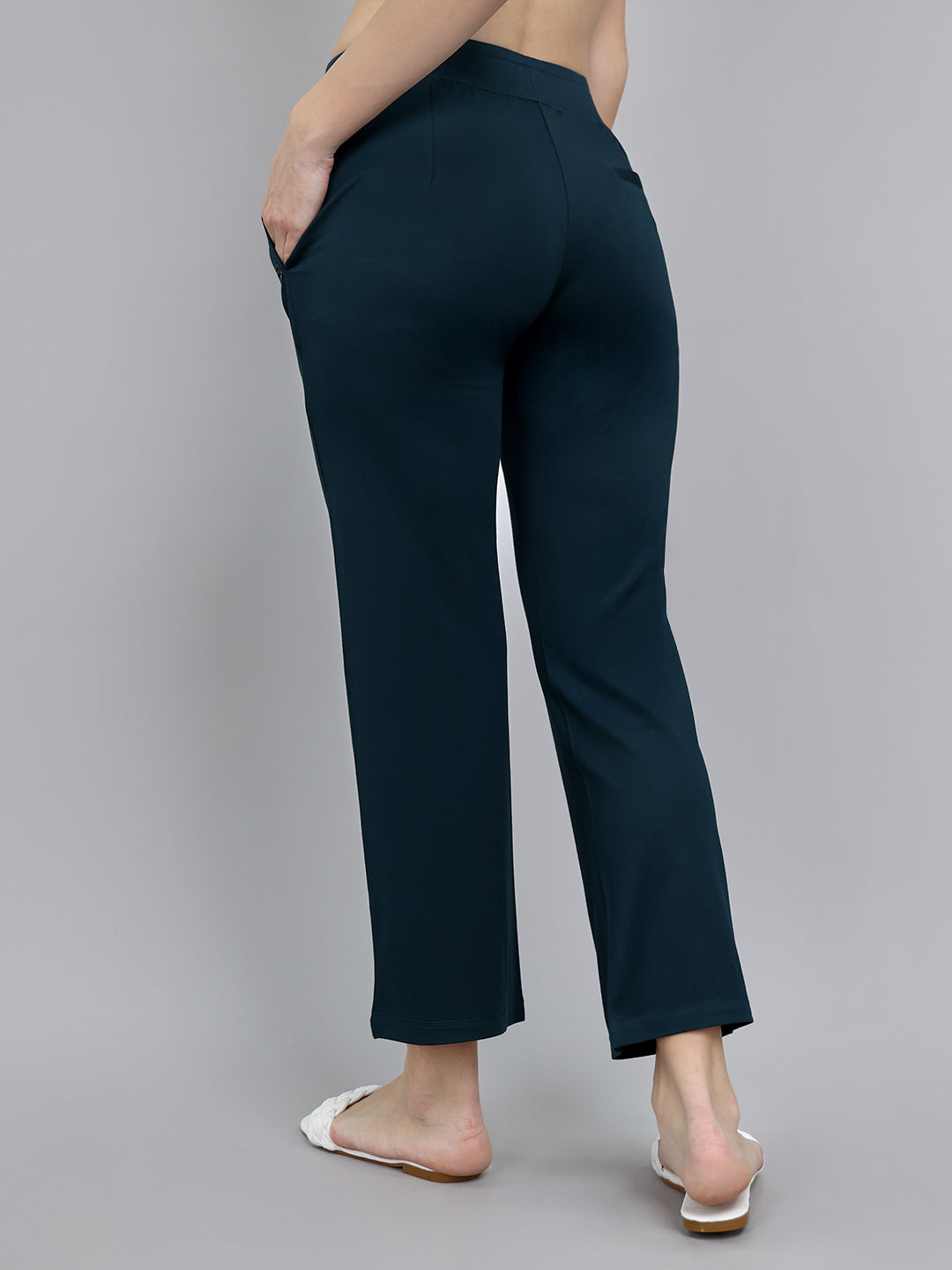 Women Teal Blue Solid Regular Fit Lower