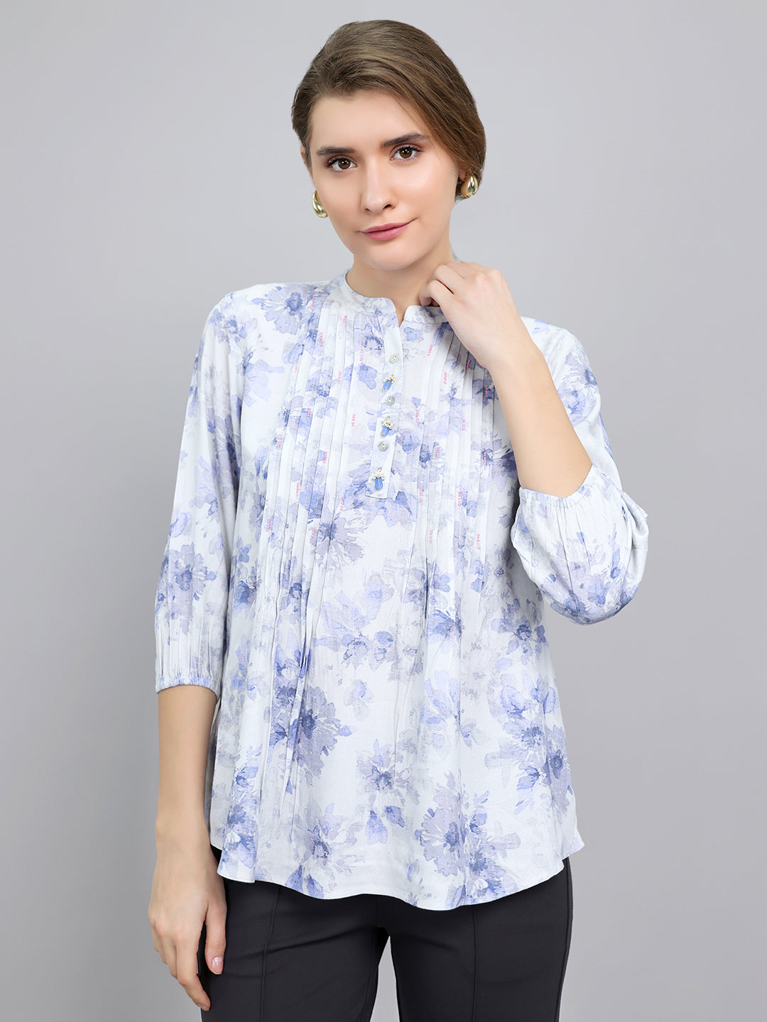 Women Blue Printed Fashion Neck 3/4th Sleeve Top