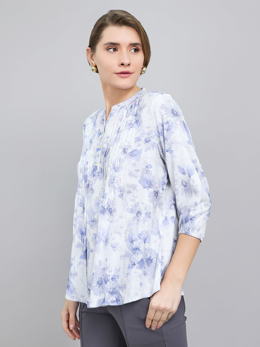 Women Blue Printed Fashion Neck 3/4th Sleeve Top