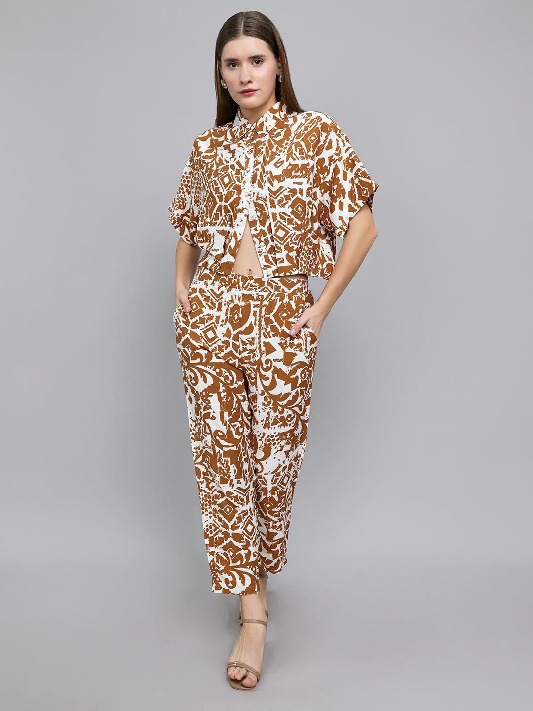 Women Brown Printed Collar Half Sleeve Cords Set