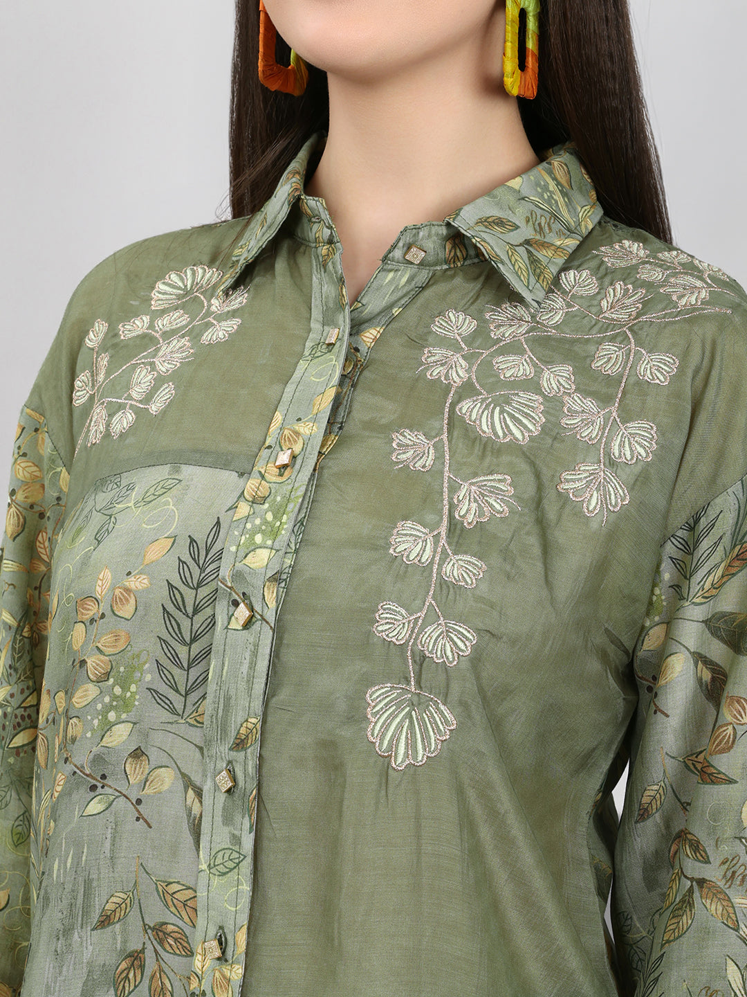 Women Green Printed Collar Half Sleeve Cords Set