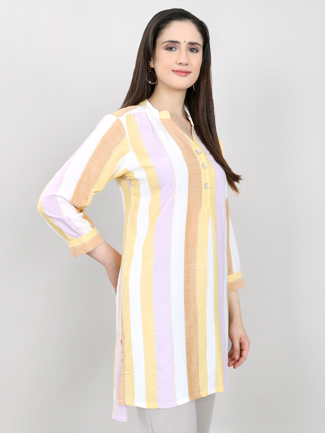 Women Multicolor Stripe V Neck 3/4th Sleeve Kurti