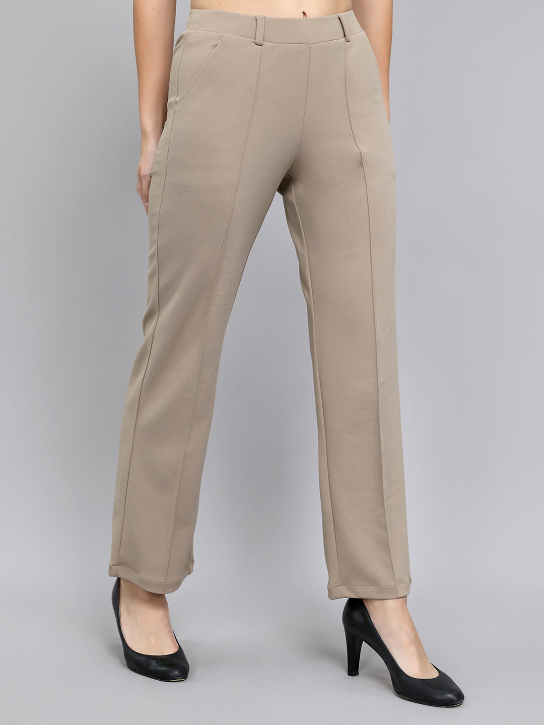 Women Beige Solid Regular Fit Jegging