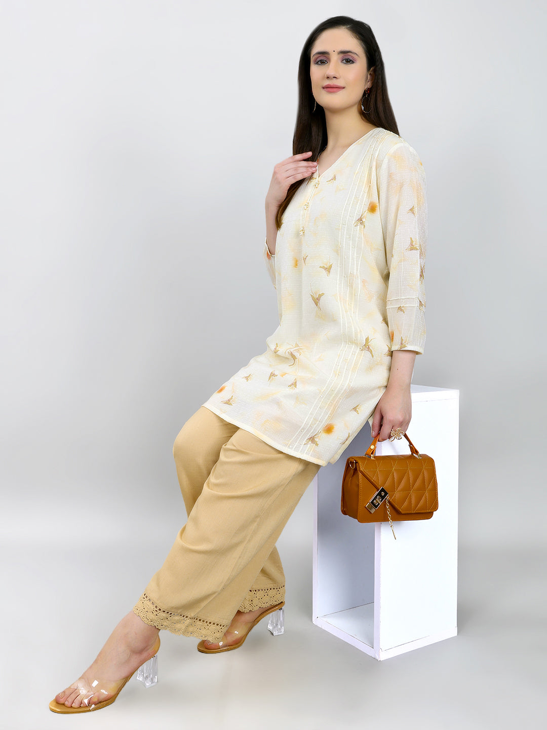Women Beige Solid Regular Fit Palazzo