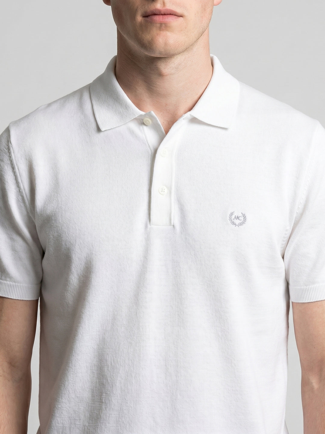 Men White Solid Polo Collar Half Sleeve T-Shirt