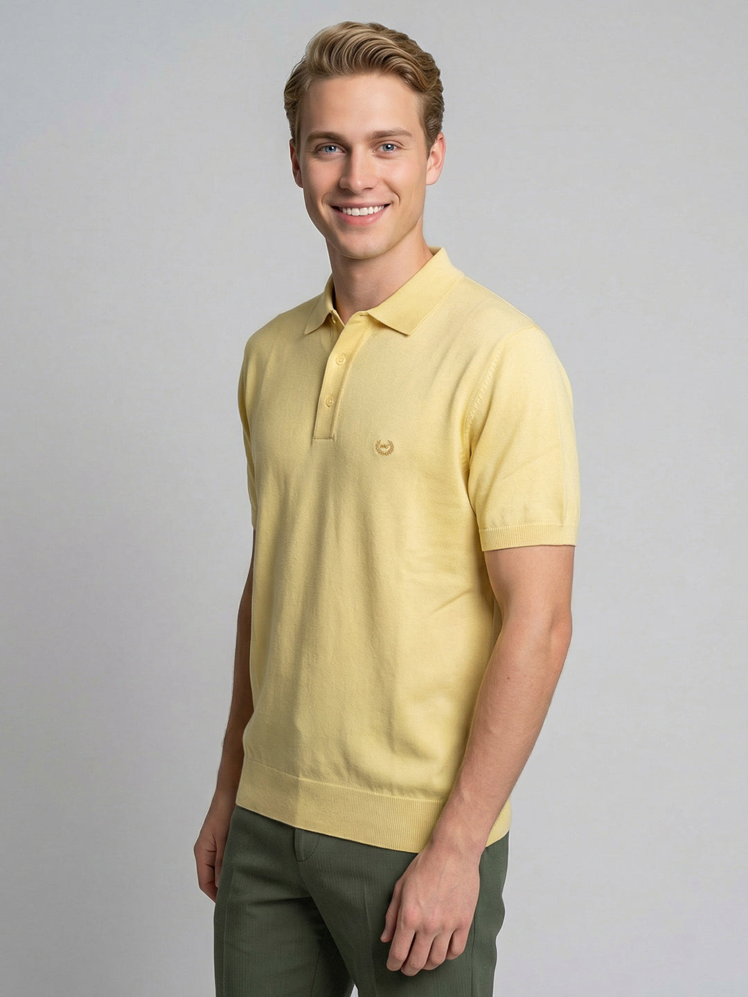 Men Yellow Solid Collar Half Sleeve T-Shirt