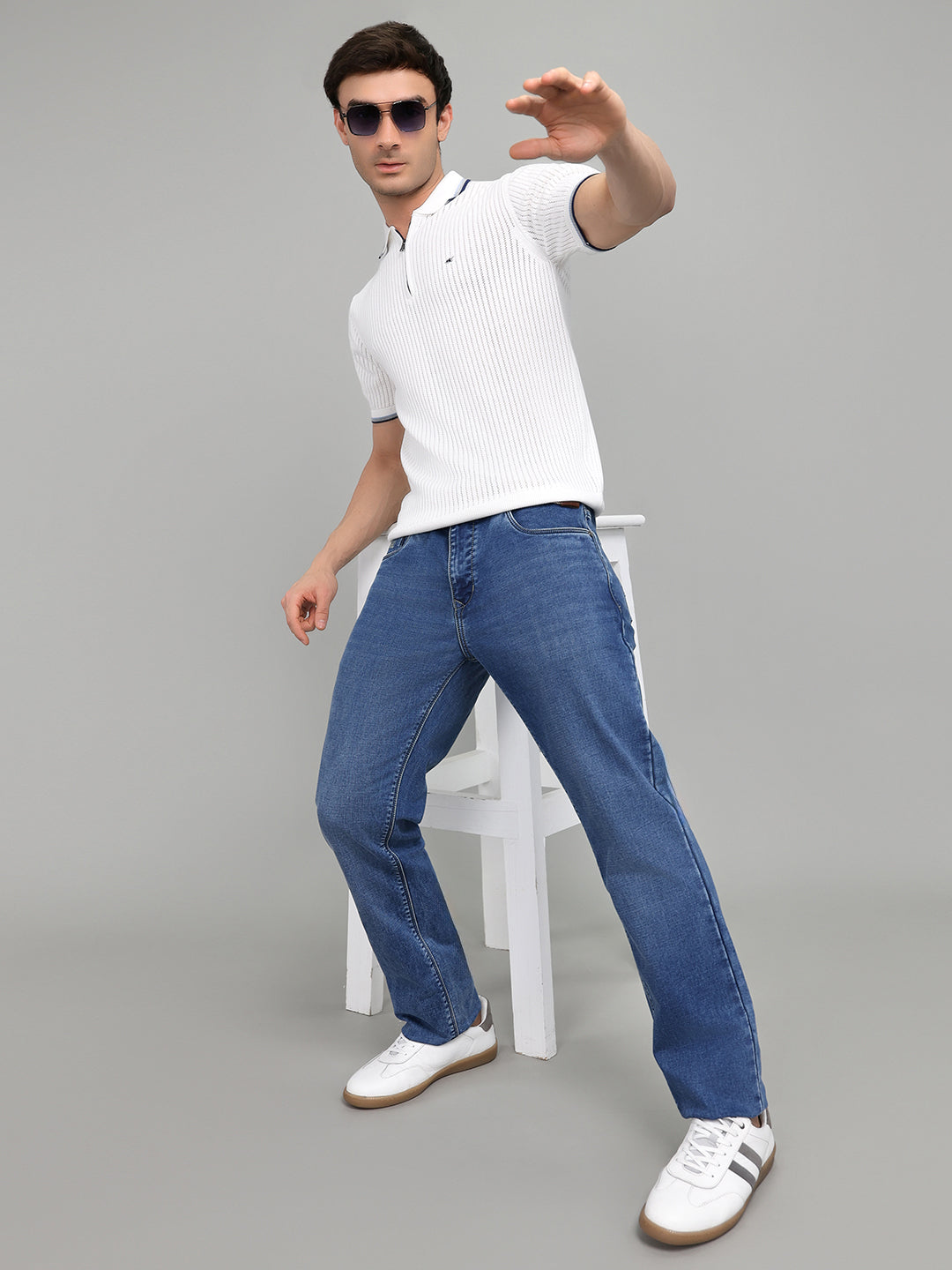 Men White Self Design Collar Half Sleeve T-Shirt