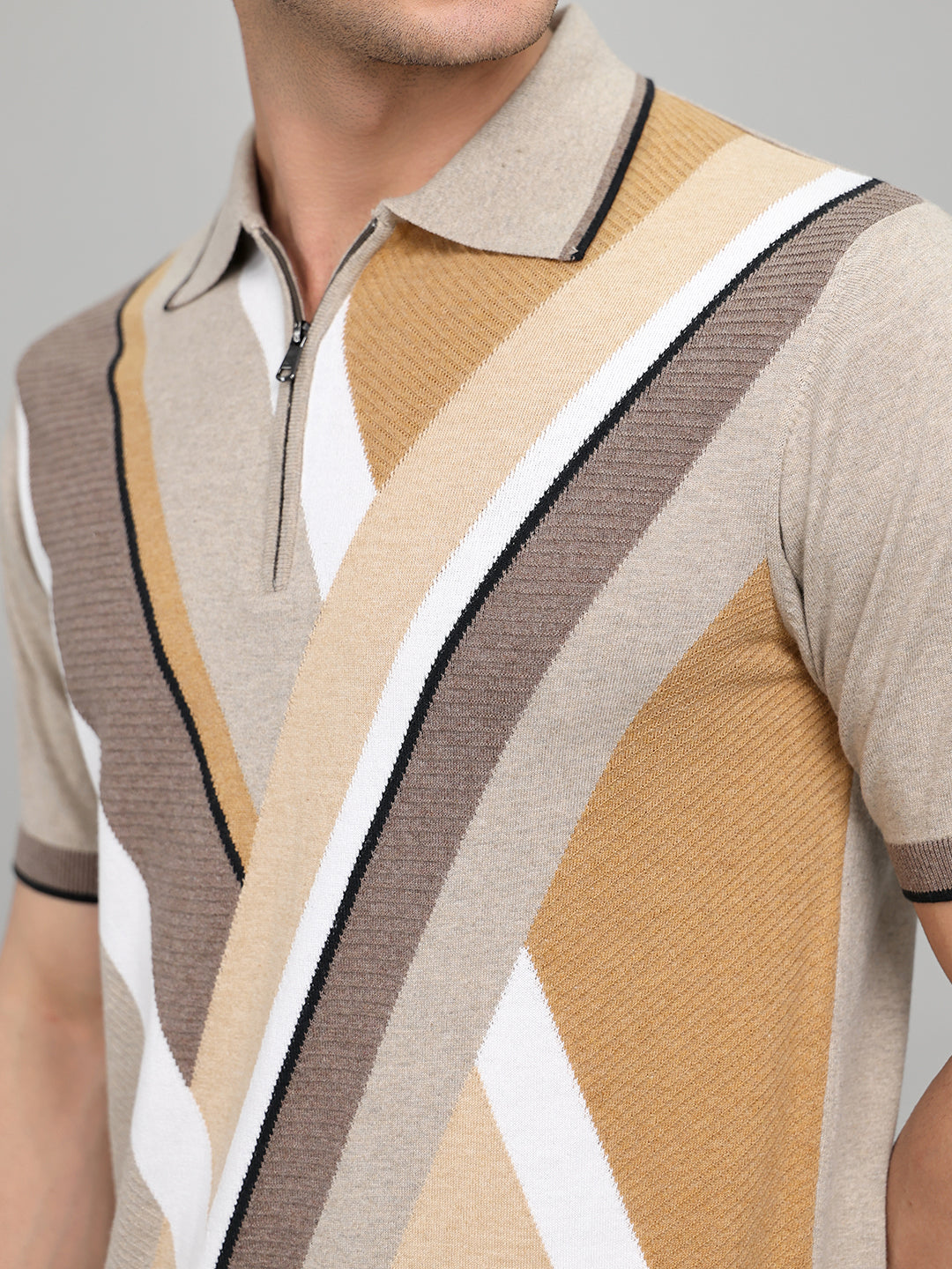 Men Beige Printed Collar Half Sleeve T-Shirt