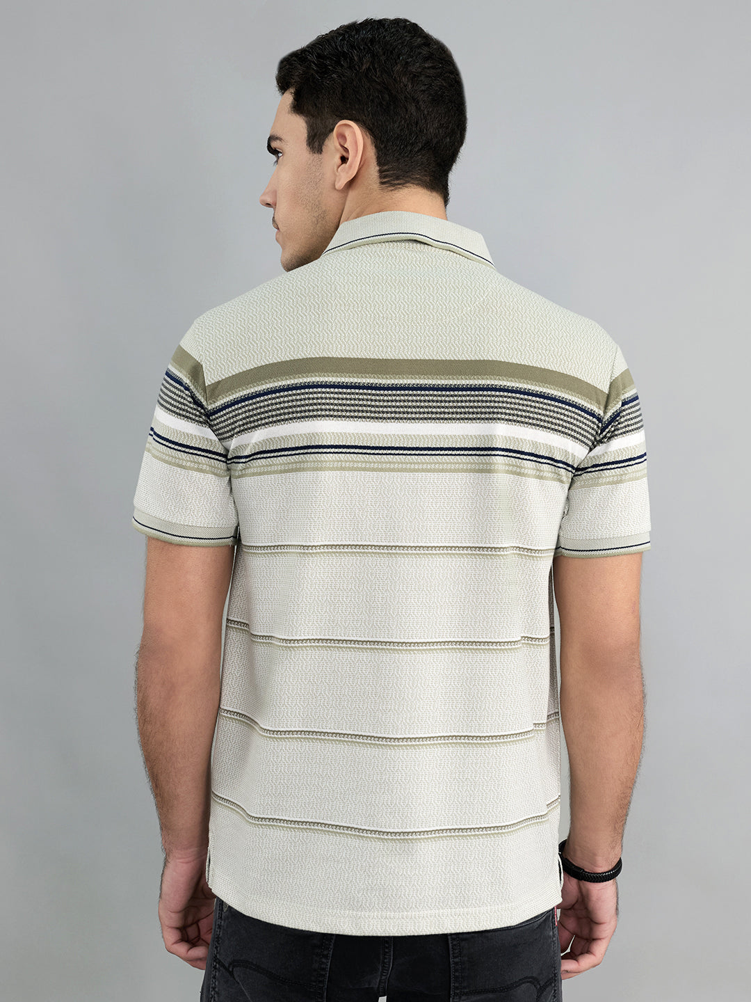 Men Olive Stripe Collar Half Sleeve T-Shirt
