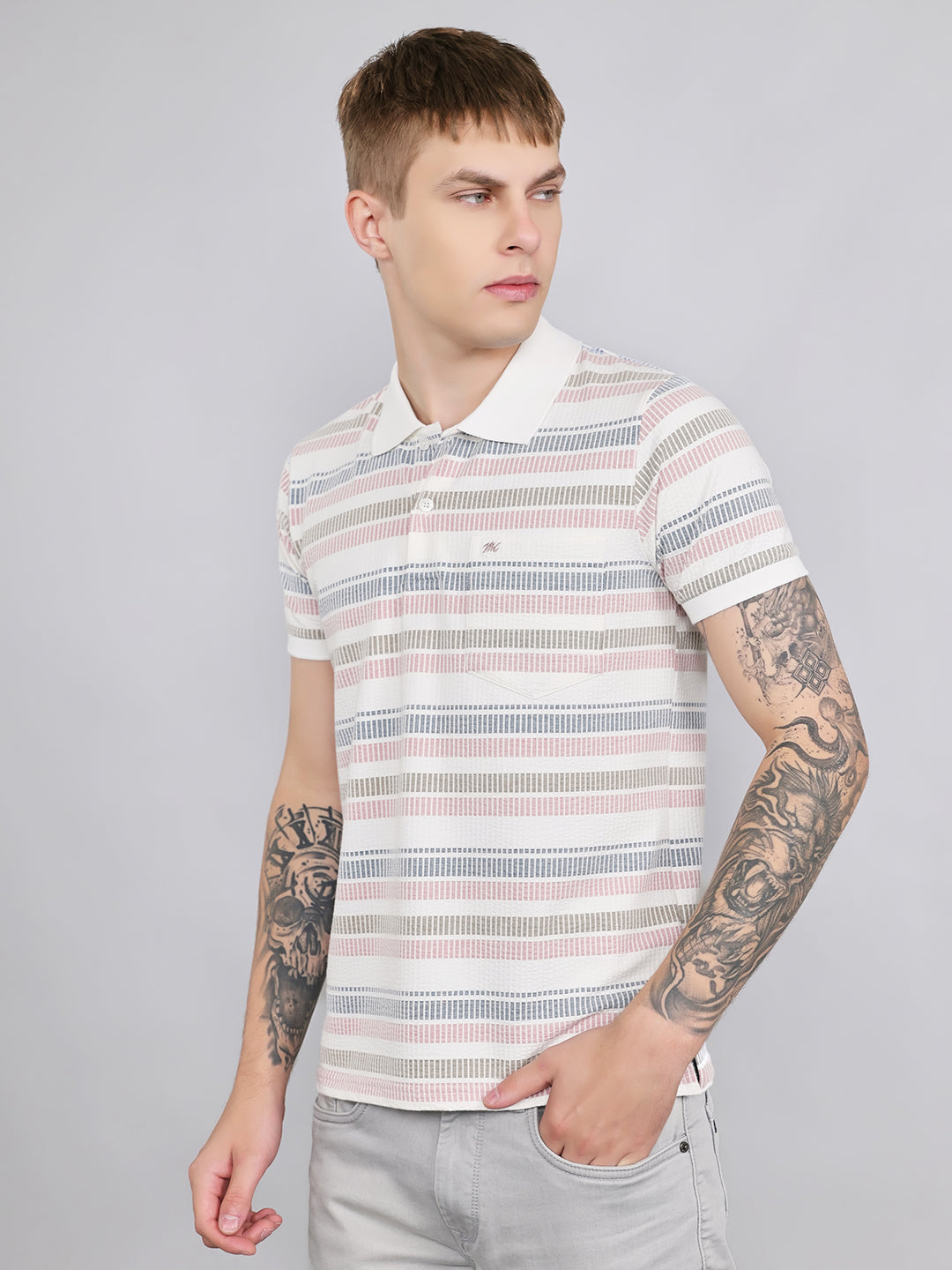 Men Off White Stripe Collar Half Sleeve T-Shirt