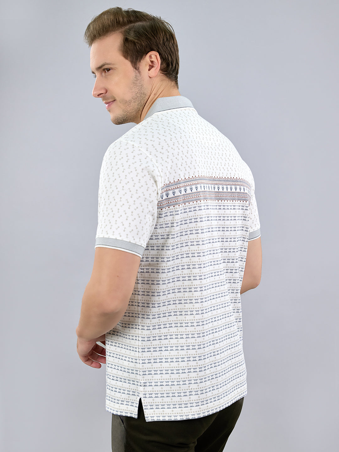 Men White Printed Polo Collar Half Sleeve T-Shirt