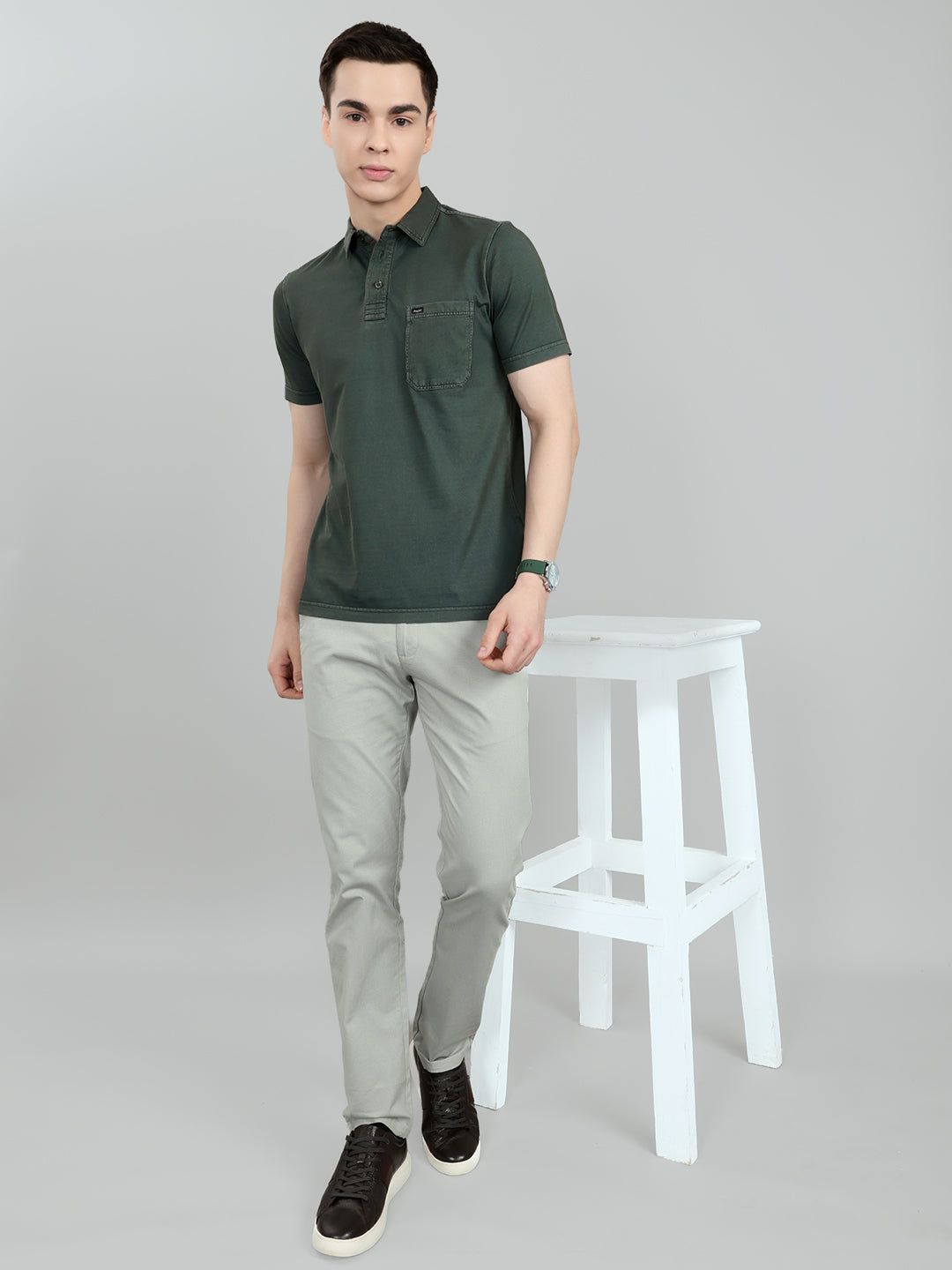 Men Dark Green Solid Collar Half Sleeve T-Shirt